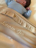 ruffle laken beige