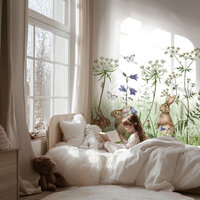 in the undergrowth behang kikki belle