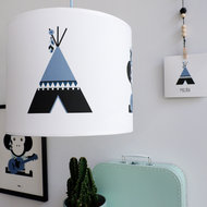 lamp indiaan tipi en jeans blauw