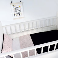 Ledikantdeken Babykamer confetti roze | Wafelstof zwart