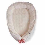 Babynestje teddy hartjes (kies je eigen kleur strik)