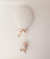 Muurdecoratie Beertje hangend aan ballon